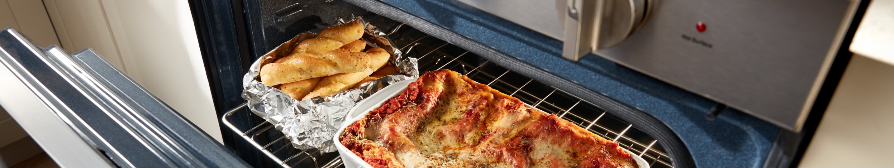 A Whirlpool® Range in a modern kitchen