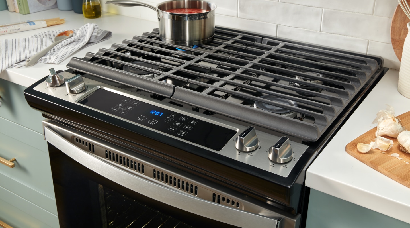 Whirlpool® Slide-in Gas Range Whirlpool® Slide-in Gas Range